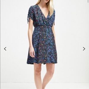 French Connection Aubine Floral-Print Tie-Sleeve Dress Size 6